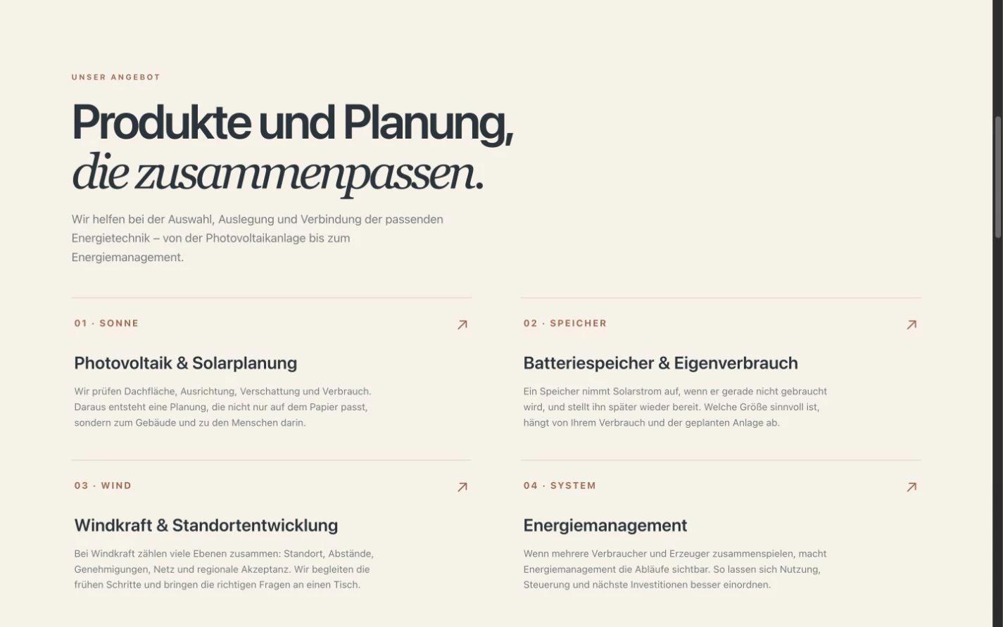 Aktuelle Angebotsübersicht eines Energieanbieters mit zweispaltiger Leistungsstruktur, Nummerierung und ruhiger Typografie