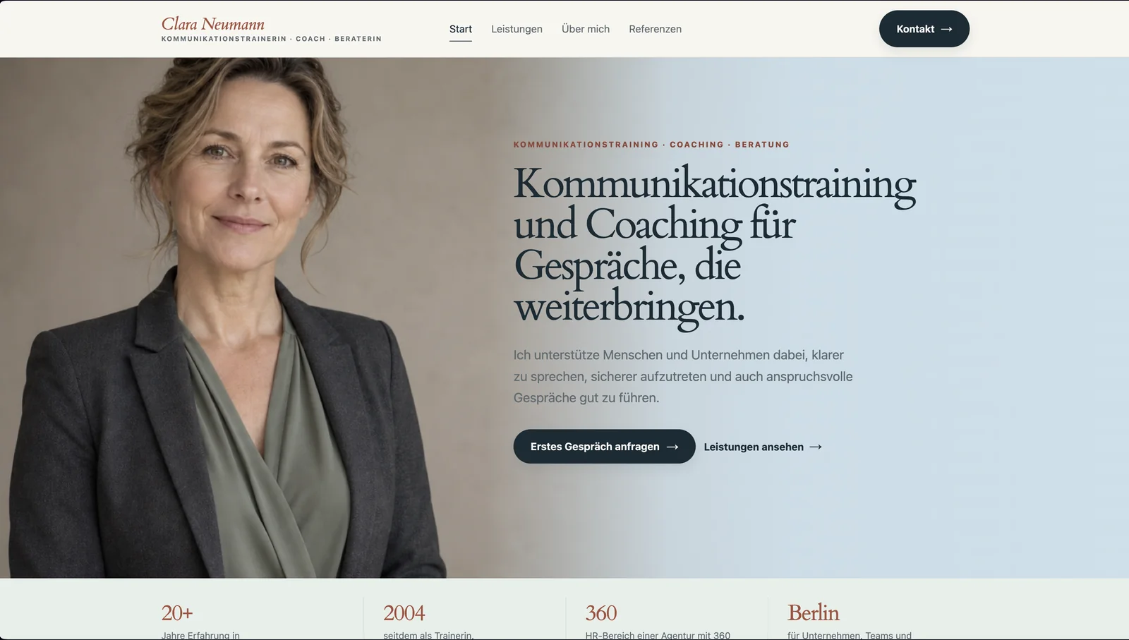 Freier Designentwurf für die Startseite einer Kommunikationstrainerin mit Porträt und der Überschrift Kommunikationstraining und Coaching für Gespräche, die weiterbringen